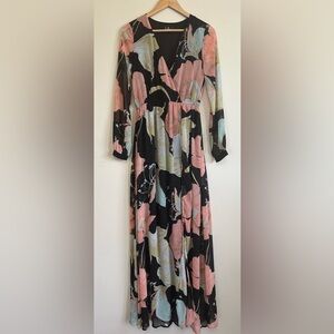 Lulus Small Wondrous Water Lilies Maxi Dress!